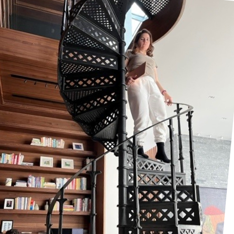 Cast-iron spiral staircase Tours